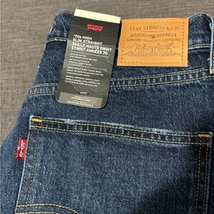 Levi’s ‘70s High Slim Straight Jeans - Size 31